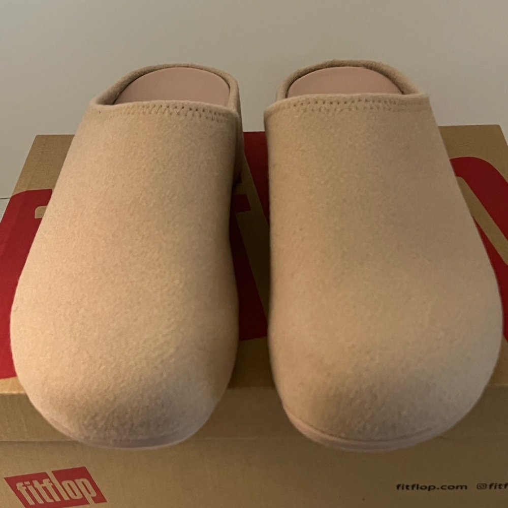 FitFlop SHUV Felt Clogs Beige – Size 11 – Brand New w/ Box & Tags